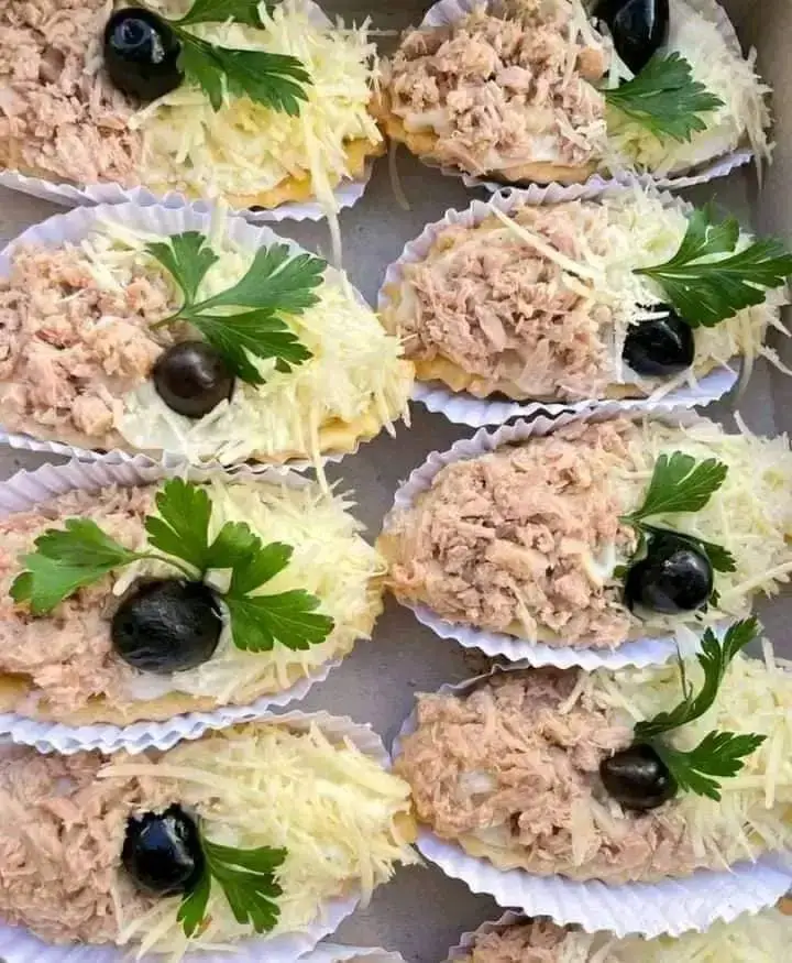 Tartelettes au Cream Cheese et aux Olives