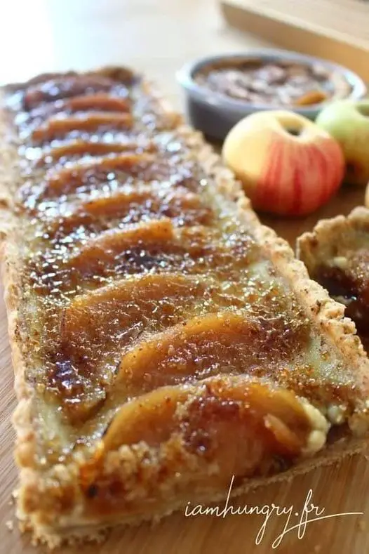 Tarte aux Pommes Façon Crème Brûlée