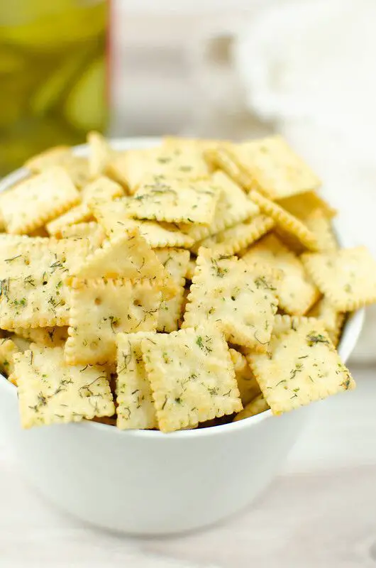 Dill Pickle Saltines