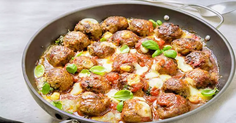Boulettes De Viande A La Tomate Et A La Mozzarella