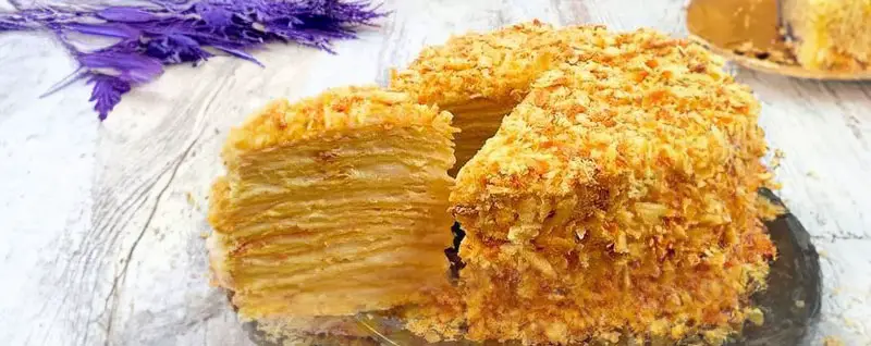 Le Gateau Napoleon