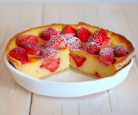 Clafoutis aux Fraises : Le Dessert Léger et Fruité de Saison 🍓